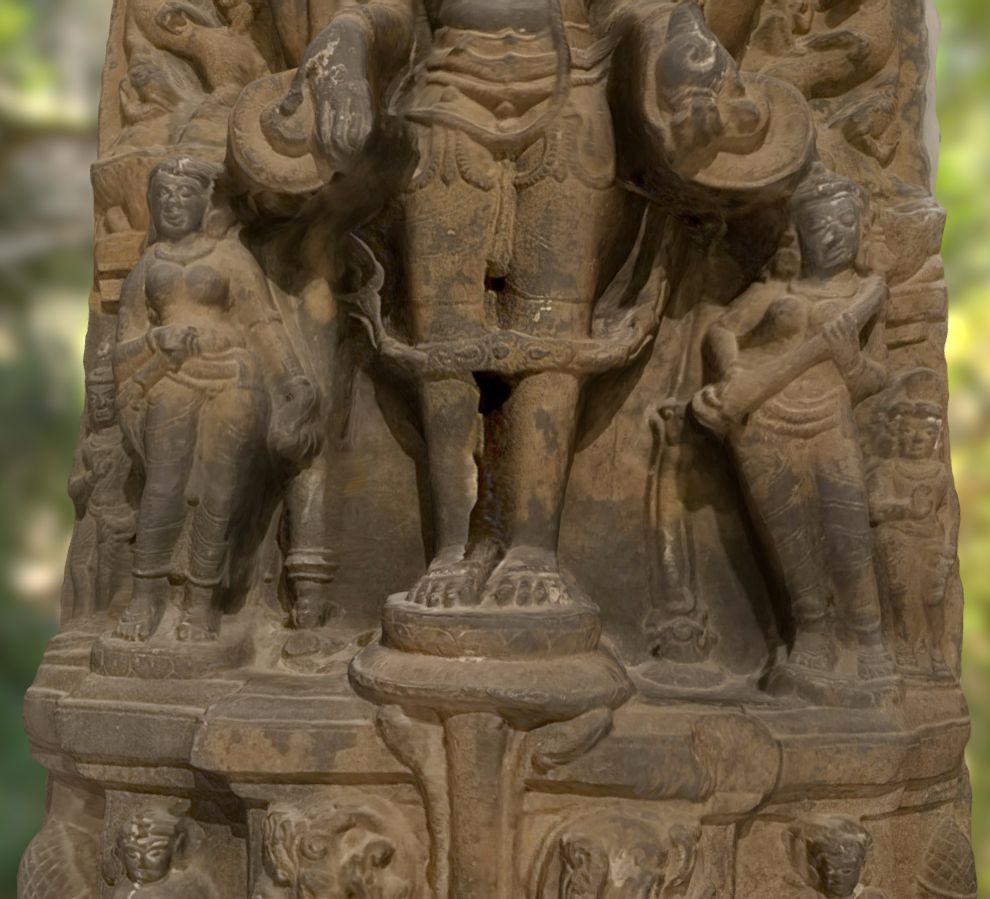 From the same  @HFJMuseum ,A 900 year old murthi of Maha Vishnu belonging to the Pala empire period, who ruled over much of present day Bengal & Bihar. Will  @Cornell make amends by repatriating this stolen murthi back to India? There is no justification for displaying stolen art.