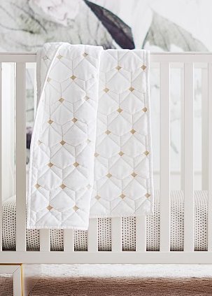 shellgupta's tweet photo. @PotteryBarnKids How can I find this blanket? I want to add it to my registry and cannot find it online! https://t.co/zcaUpvDU4Q