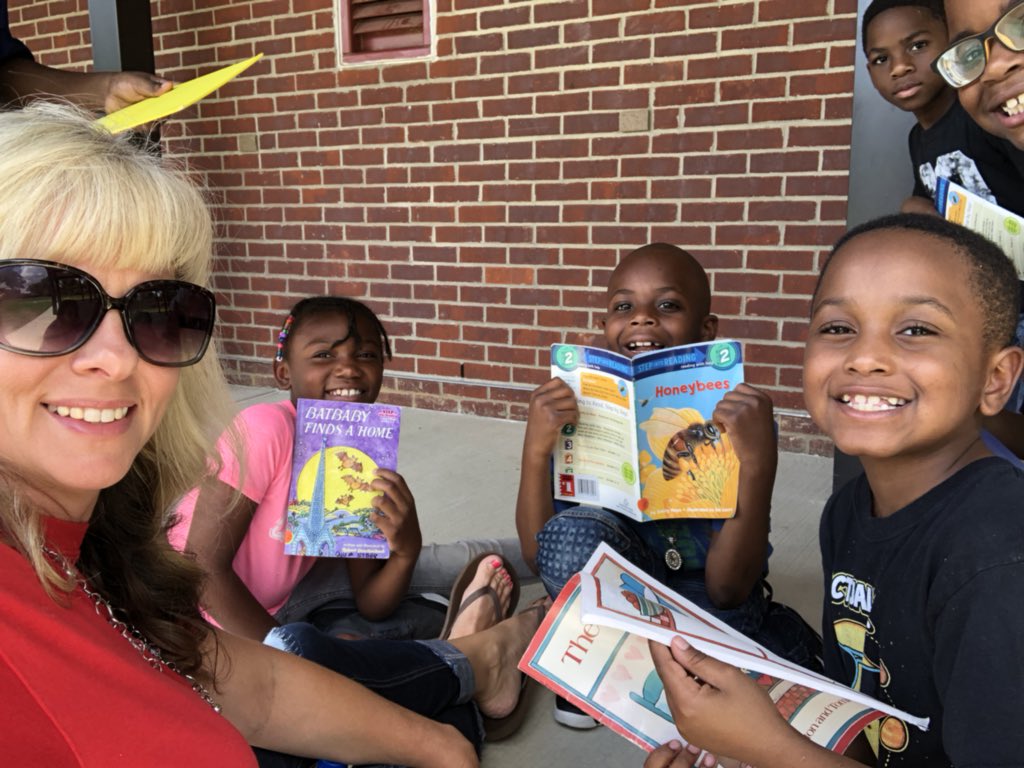 Mrs. Anderson (@mrsandersontcs) on Twitter photo When you have a beautiful day...take your books ๐ outside! #TCSLearns <a href="/oakdaleelement/">Oakdale Elementary</a> <a href="/TCSBoardofEd/">T๐S Board of Ed</a> When you have a beautiful day...take your books ๐ outside! #TCSLearns <a href="/oakdaleelement/">Oakdale Elementary</a> <a href="/TCSBoardofEd/">T๐S Board of Ed</a>