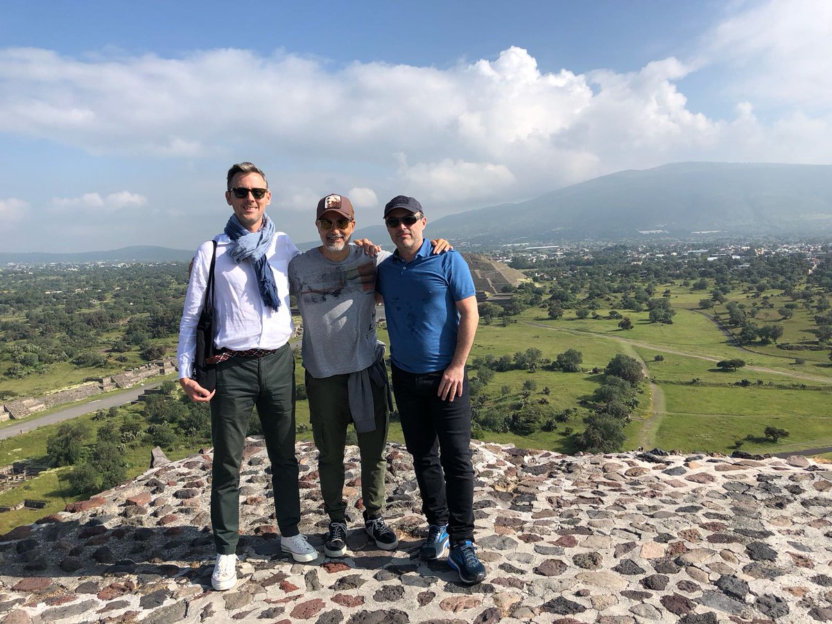 martingersbach's tweet photo. @CultureDoug @koldogb @martingersbach at Teotihuacan after #OpenGlamMexico https://t.co/niravOMiNm