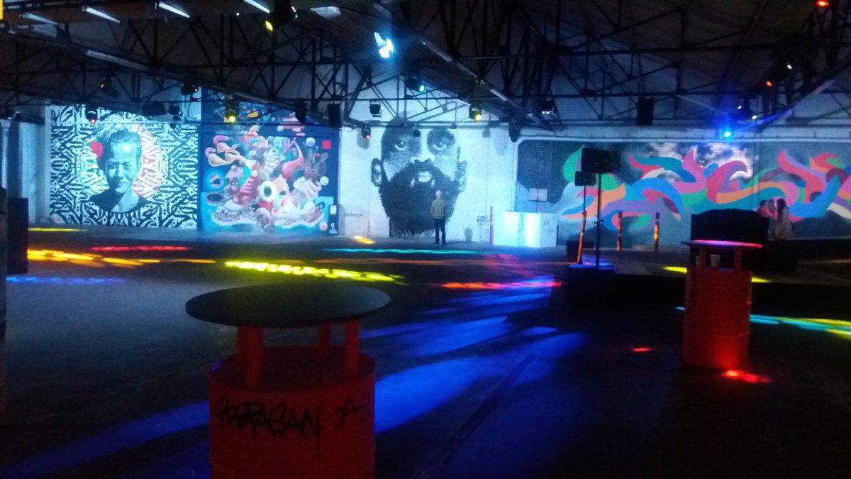 kimponsaerts's tweet photo. Nieuw overweldigend  streetartpaleis in verlaten Delhaise Moliere op waterloosesteenweg #Elsene. Waw! #Strokar https://t.co/2KD8Gk2HNj
