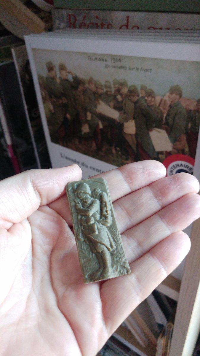 #1GM J'ai participé à la cagnotte et j'ai bien reçu la réplique de la stèle du Dobro Polje pour les poilus d'Orient qui sera inaugurée dans une semaine. Et vous? Vous pouvez encore participer à ce beau projet mémoriel! C'est par ici. Merci de partager!  ⏬ leetchi.com/c/la-stele-au-…