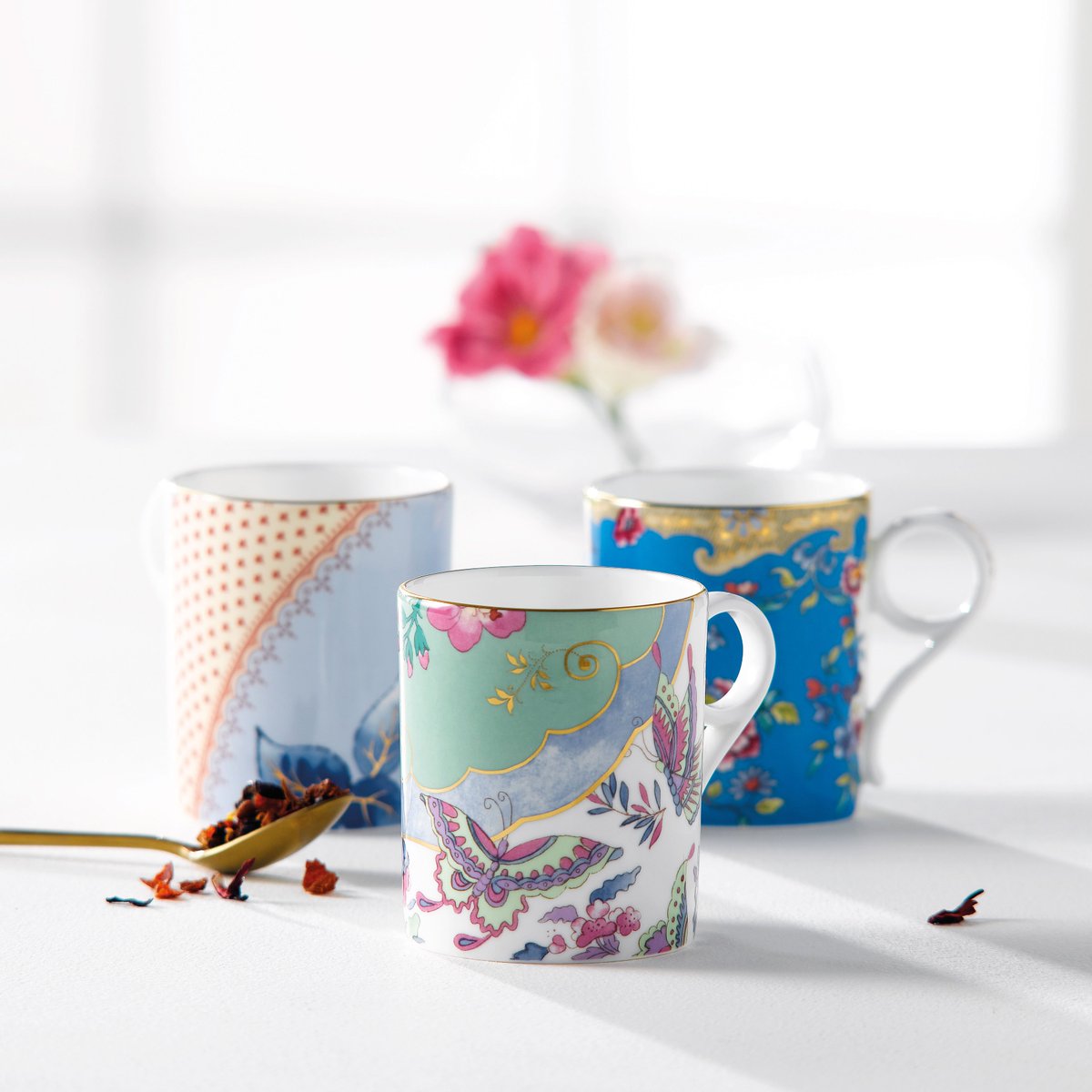 A gift to be treasured - Wonderlust is made up of colourful, eclectic designs inspired by the exceptional beauty of exotic florals and plants from the different continents. The perfect gift for a stylish tea lover ☕️ Click here to browse Wonderlust: bit.ly/2CgT0eE