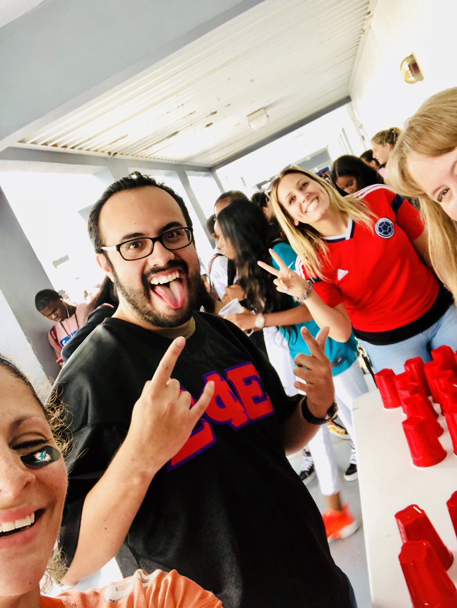 ChemAndM's tweet photo. #WEARESCIENCE !!! #aintnoclasslikemsmclass #youalreadyknow #SchoolSpirit #chemandm https://t.co/eLFhEuwaEG