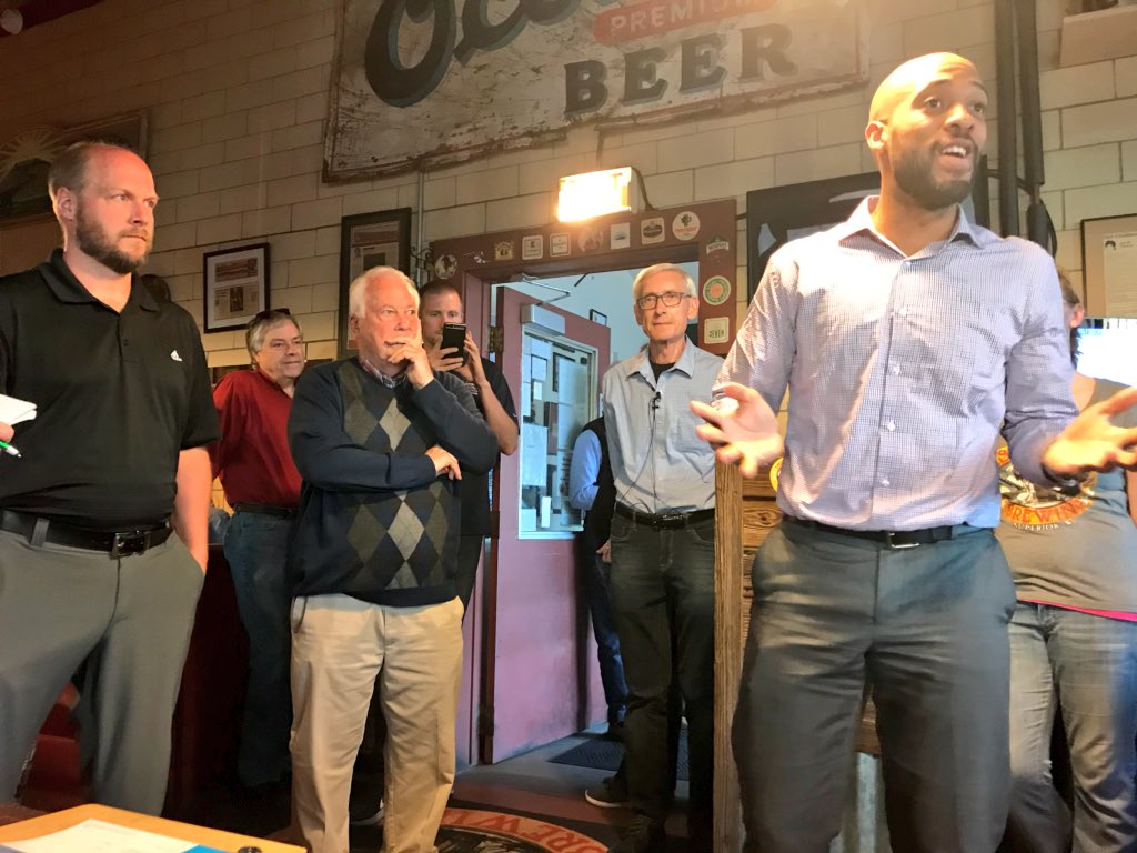 Alexpond2's tweet photo. HUGE thank you π to THE @Tony4WI & @MandelaForWI for stopping by Superior last night! The room was PACKED with folks excited to hear how these AMAZING π₯ candidates are going to work hard for hard working Wisconsinites! #WIPersist #FetchFifth #SuperbSuperior https://t.co/llABgRHMcq