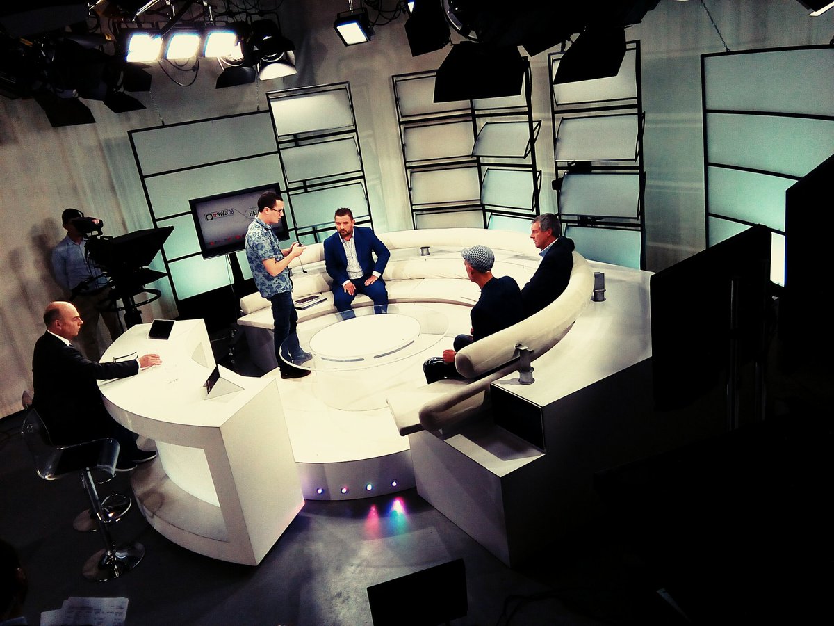 SamuelFrancis__'s tweet photo. Les débats pour les élections communales et provinciales, c'est tous les jours à 20h00 sur Tvcom. #BW2018 @Tvcombw https://t.co/Ec2AJjeSks
