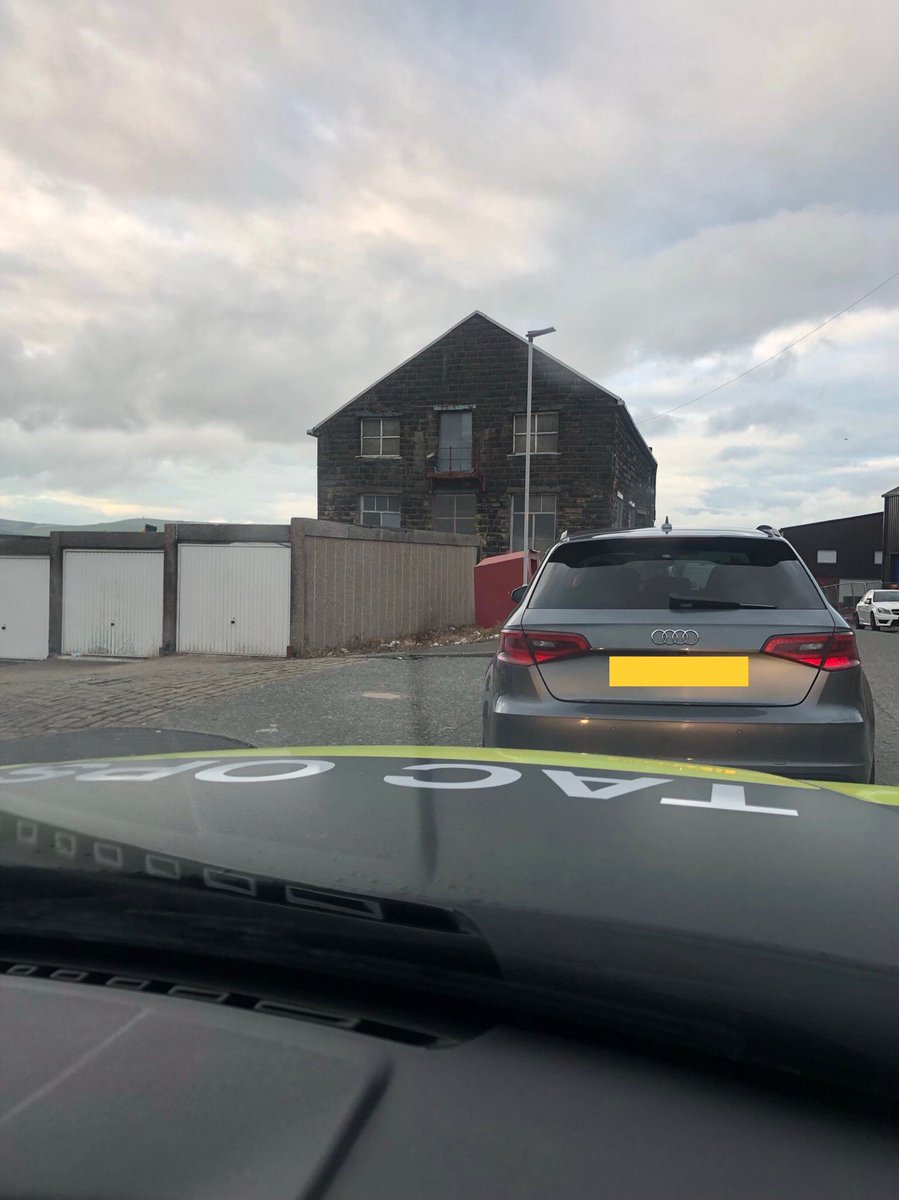 Lancs Police Specialist Ops tweet media