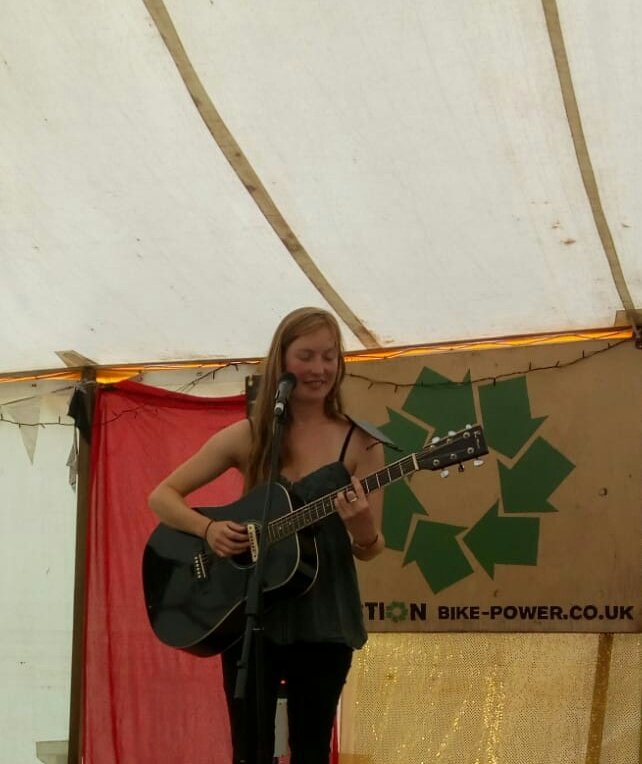 Very excited to be supporting <a href="/JimmyASidG/">Aldridge & Goldsmith</a> next weekend at <a href="/AllHallowsLeeds/">AllHallowsLeeds</a>  facebook.com/events/3081066…