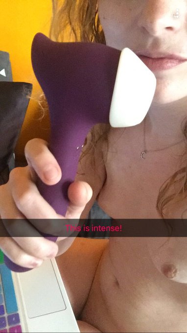 My morning is starting off pretty good lol.... Don't forget to find me on @FanCentro -  https://t.co/QQ0Myyh75U<a href="/tag/fridayfeeling"class="tags"><span>#fridayfeeling</span></a>