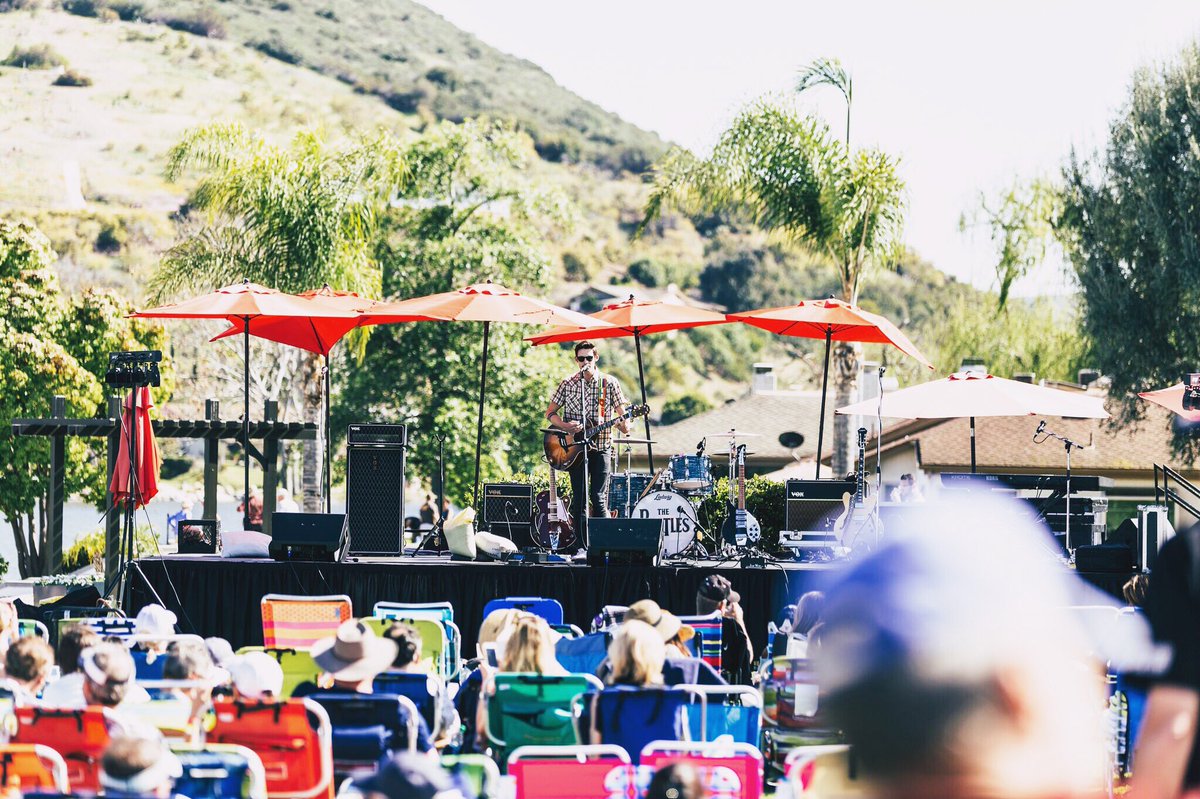 Grab front row seats in your #Boat or on the Lawn at Live at the Lake starring Aeromyth on September 15th! ☀️