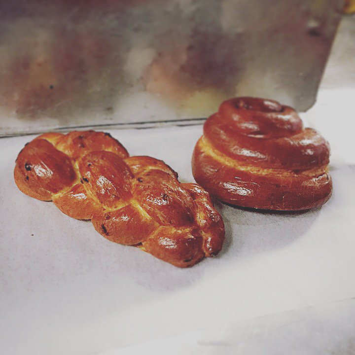 LeBus Bakery tweet media