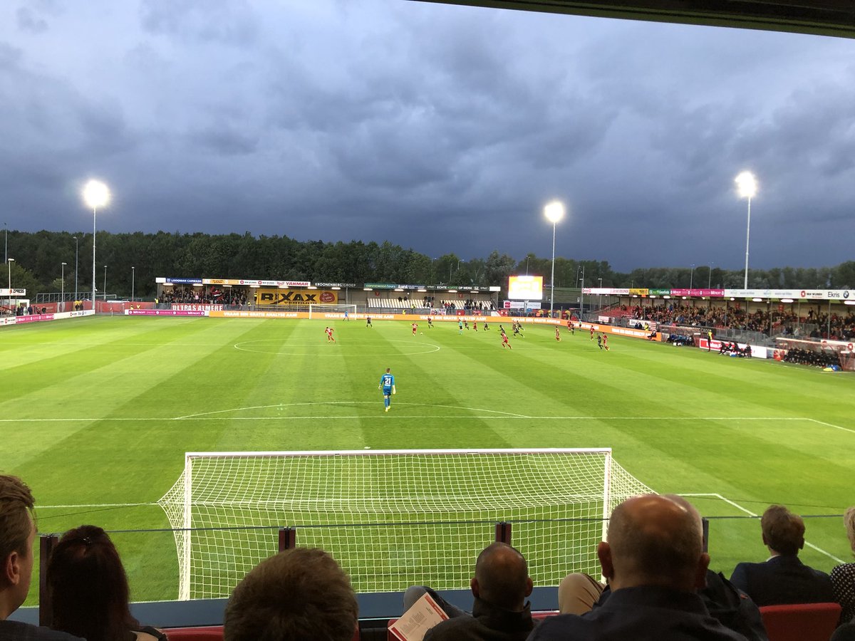 UlysseEllian's tweet image. #almmvv Goede sfeer, op naar een nieuwe overwinning! @AlmereCityFans  @AlmereCitySupp @AlmereCityFC