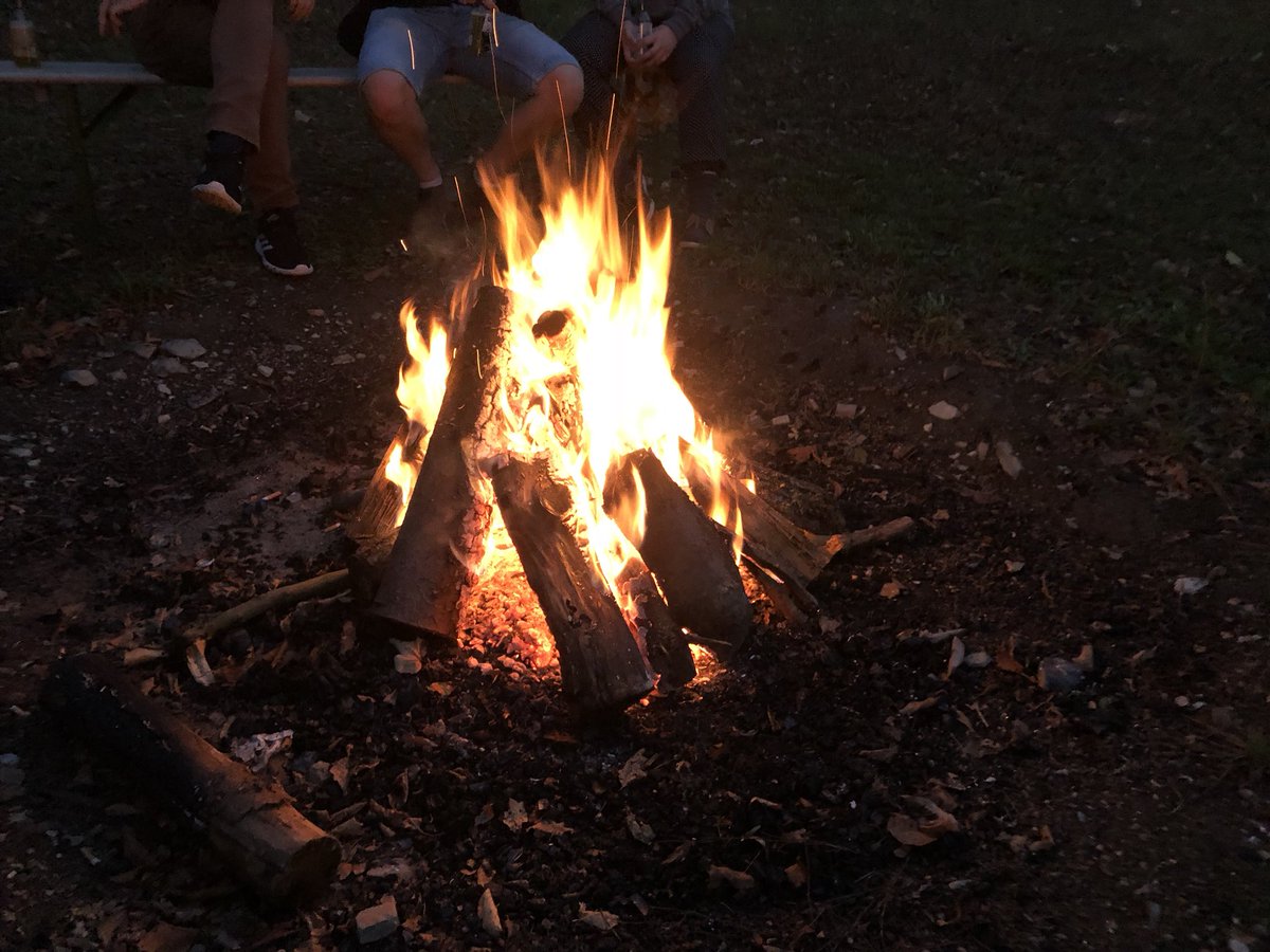 Netways's tweet photo. Life is good #devretreat #teamweekend /mif https://t.co/fsM7WhwCi3