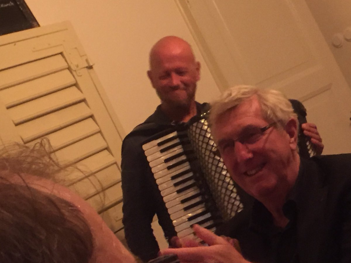 The man w/ the accordeon, the star of the evening.