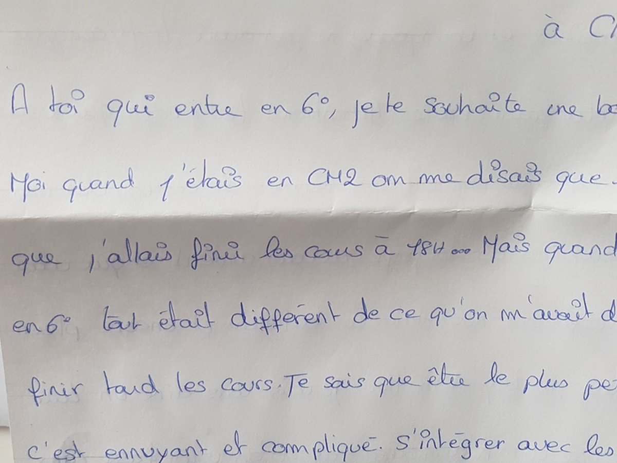 j0annamarques's tweet photo. Activité rentrée 3e #collaboratives #Classescontributives : rédiger une lettre à un élève de 6e. Faire un bilan de ses années collège, se remémorer sa propre rentrée de 6e, conseils. "Mais pourquoi nous en 6e on n'avait pas eu de lettre des grands ?" @inquestomare @MarineBtgs https://t.co/b0X0pYNbpM