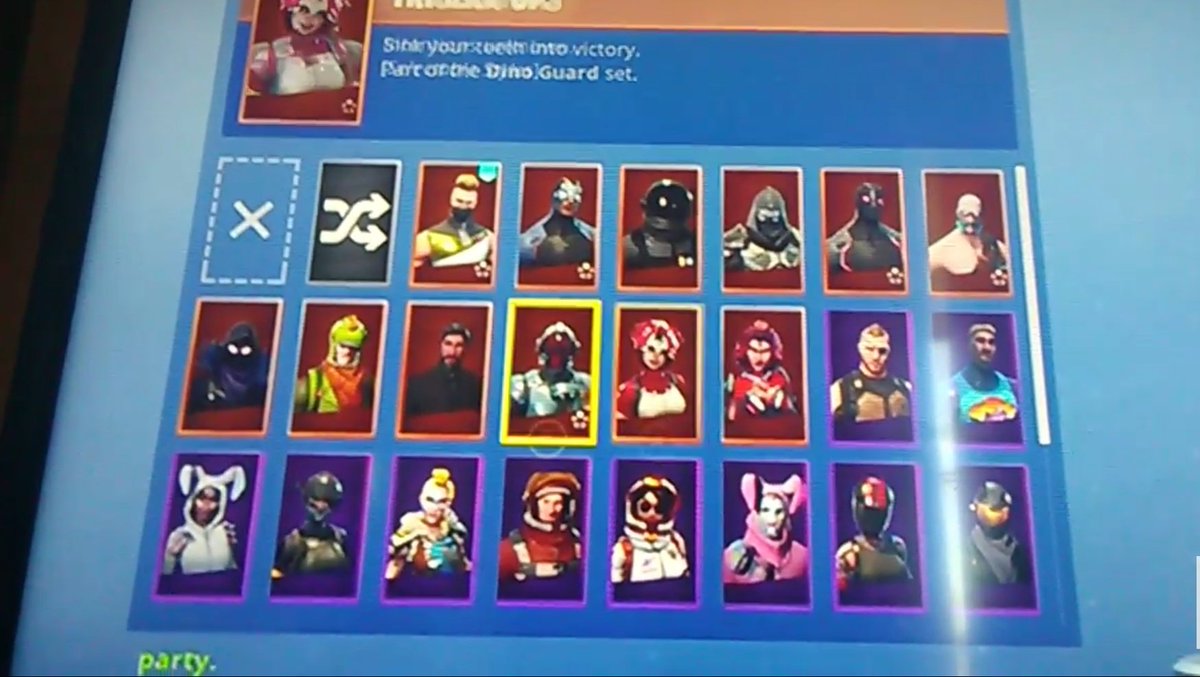 av3lino_'s tweet photo. FORTNITE STACKED ACCOUNT GIVEAWAY!!

RETWEET!🔁

FOLLOW
@FortnitePolll 🎁
@RaptoorAlts 🎁
@BryanGives 🎁

ENDS AT 60 RETWEETS🔁!!! https://t.co/oZNrCGP2qN