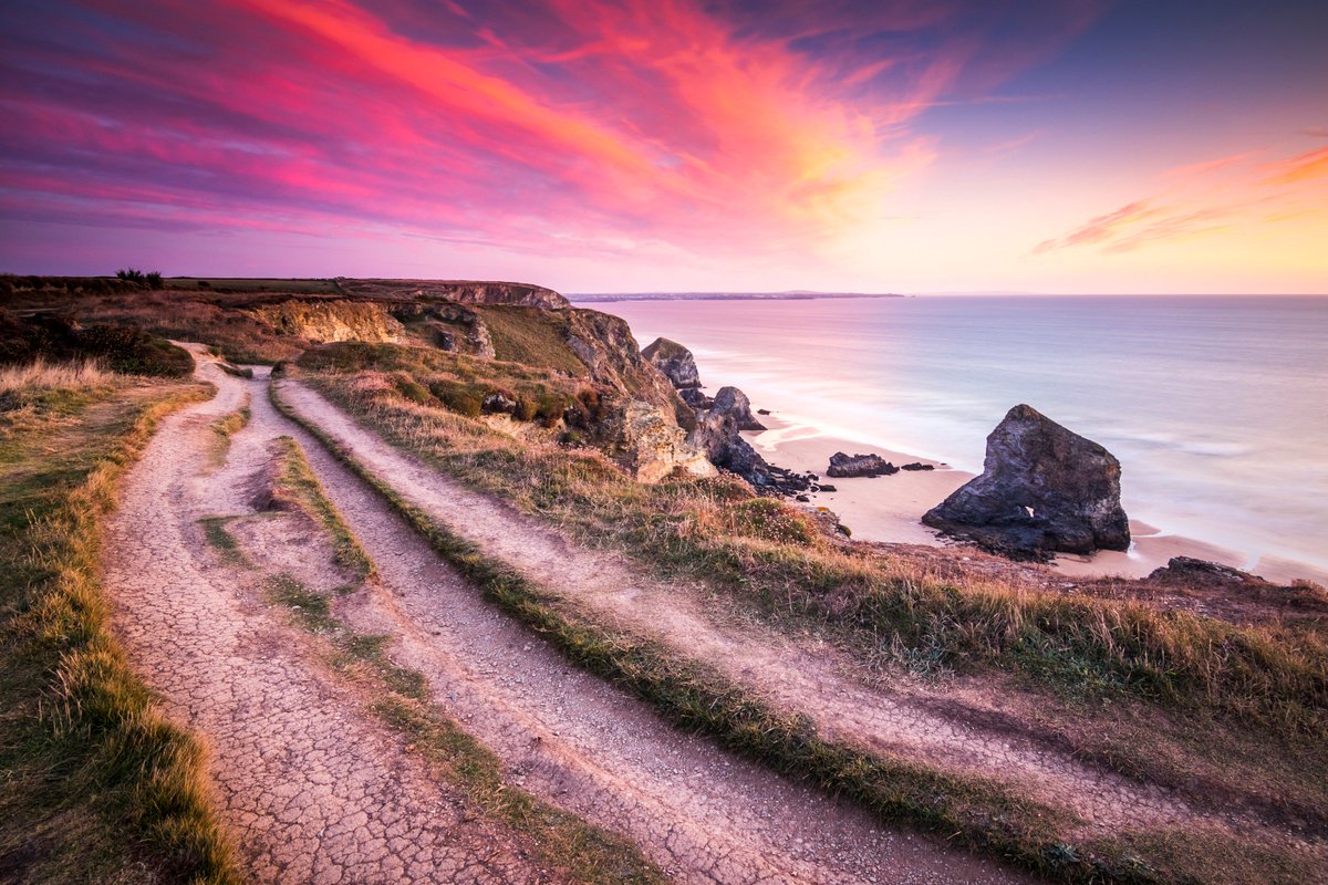 AStevensonPhoto's tweet photo. Who's walked this stretch of coastline before?? 😍👌

@CornwallHour @NTCornwallCoast @ILoveCornwallUK @CornwallAONB @Cornwall_Coast @swcoastpath #Cornwall #CornwallHour https://t.co/u6WOlv0VcO