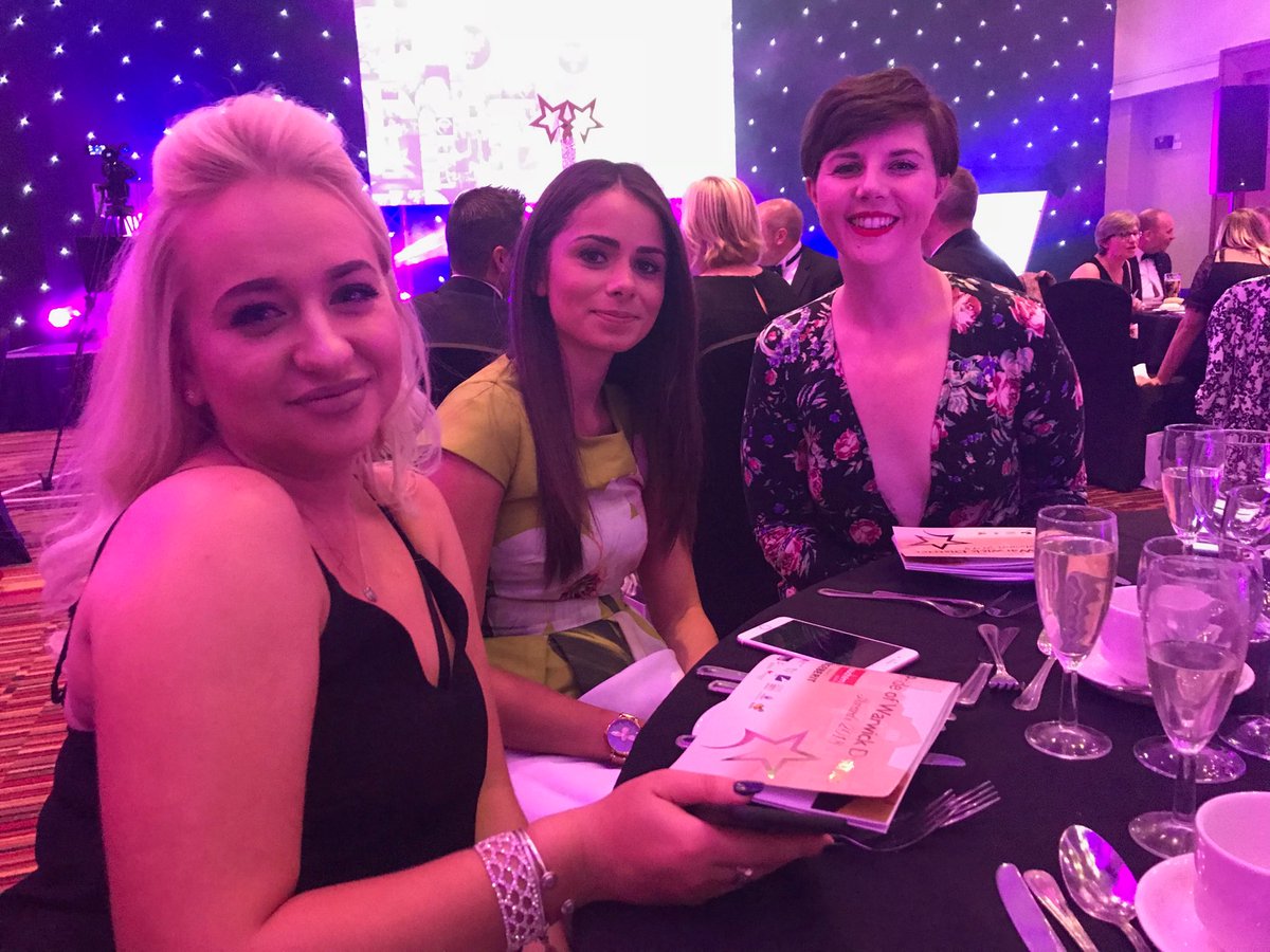 daveyd_1967's tweet photo. Formation chicks #prideofwarwickdistrict https://t.co/87dM65zmBl