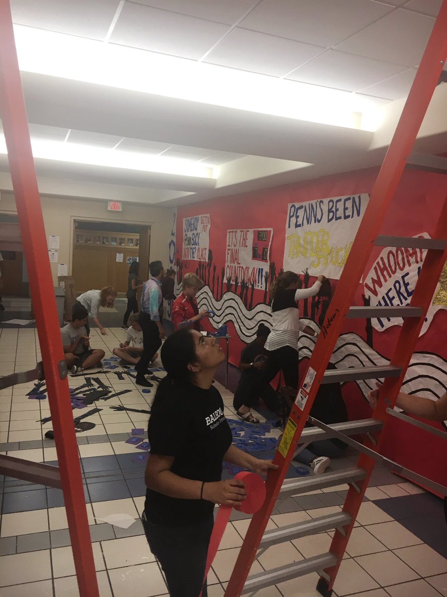 Jahs2019's tweet photo. Great job Class of 2019!! We’re ready to Rock N’ Roll at Homecoming next week!🎸 https://t.co/IBcM3dlyAb