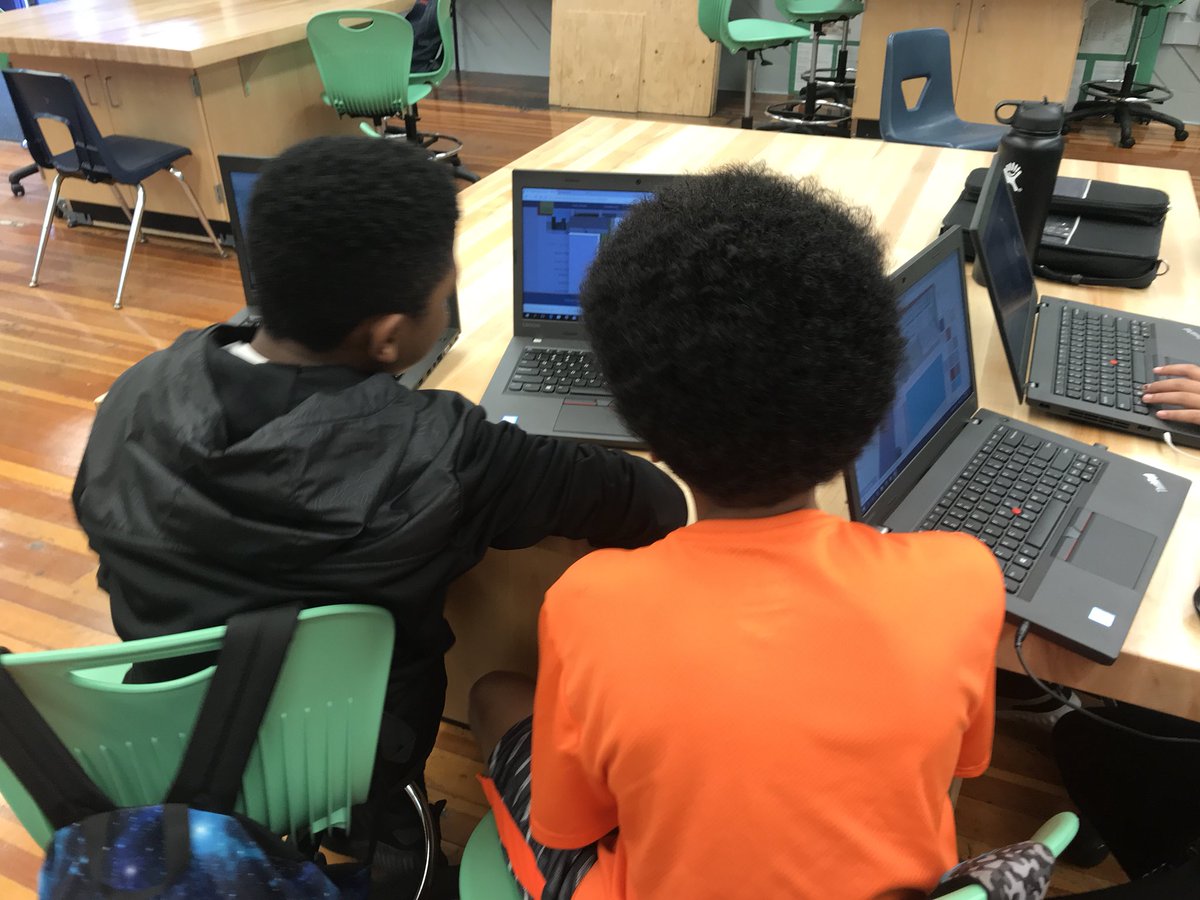 Zoë Randall (@creativepbl) on Twitter photo #makersgonnamake at <a href="/MontyWolves/">Montgomery Middle STEAM Magnet</a> ! So great to hang out with Phil and his Ss learning #3dprinting with Prusa <a href="/josefprusa/">Josef Prusa</a> and robotics <a href="/ArcBotics/">ArcBotics</a> and using <a href="/SketchUp/">SketchUp</a> with help from <a href="/Siemens/">Siemens</a> and @FUSE_levelup! #makersgonnamake at <a href="/MontyWolves/">Montgomery Middle STEAM Magnet</a> ! So great to hang out with Phil and his Ss learning #3dprinting with Prusa <a href="/josefprusa/">Josef Prusa</a> and robotics <a href="/ArcBotics/">ArcBotics</a> and using <a href="/SketchUp/">SketchUp</a> with help from <a href="/Siemens/">Siemens</a> and @FUSE_levelup!