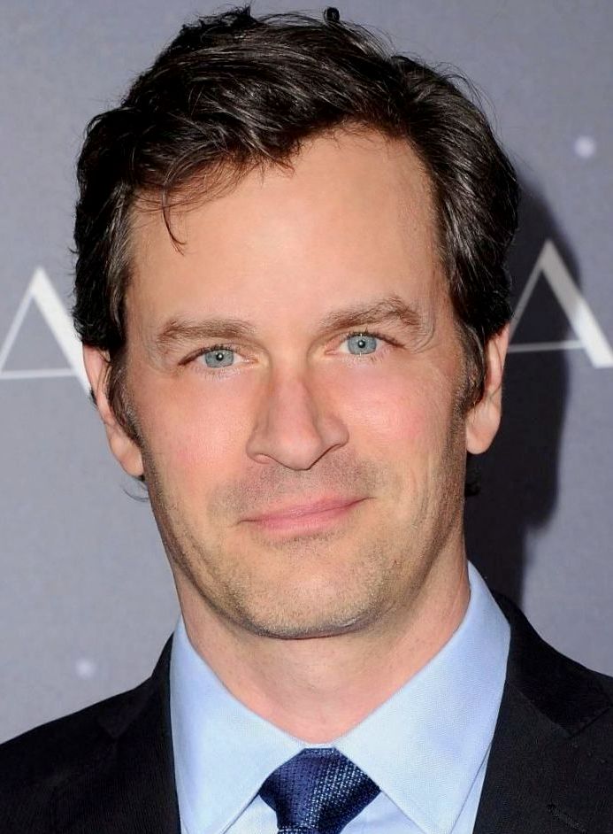 Tom Everett Scott September 7 Sending Very Happy Birthday Wishes! Continued Success! 
