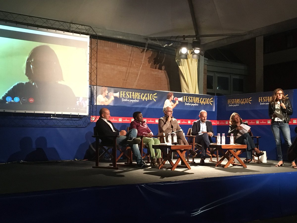 Gli incontri stasera continuano in Piazza Grande con “I confini d’Europa” con <a href="/enri_sindaco/">Enrico Ioculano</a> <a href="/ckyenge/">Cécile Kyenge</a> <a href="/paolocalvano/">Paolo Calvano</a> <a href="/M_TellesFreitas/">Maria Freitas</a> <a href="/NicolePirozzi/">Nicoletta Pirozzi 🇮🇹🇪🇺🇺🇦</a> Claudio Cottatellucci. Conduce Gianfranco Parmiggiani.