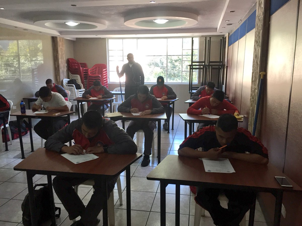 El dia de hoy inició el día final del curso de #Rescate_En_Aguas_Rapidas en el que los participantes serán evaluados de lo aprendido, exitos a cada uno