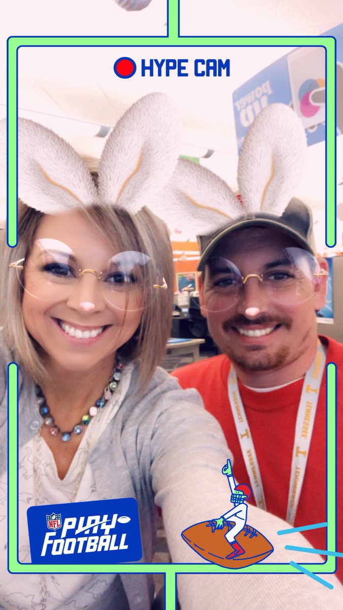 reedy_crystal's tweet photo. #update #NFLKickoff 🏈#TeamCReedy💗with 8 #NFLStars 🏉 delivering 8 #Touchdowns 📺 💻📱by #TuggleNation #ThirdQuarter #LifeAtAtt #FindAWay #AllWeDoIsWin🏆 #ConsistentPerformance📑 #BlessedManager #WorkFam https://t.co/UA41zTCQ4v