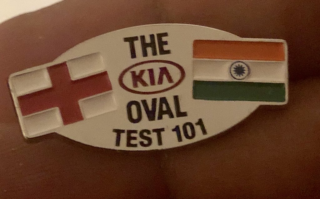 TulsiF's tweet photo. Very proud to say am at the Oval for the duration of the final test it’s getting interesting but I’m here on a work capacity so not a lot of cricket to watch #test101 😁I love this place @KiaOvalEvents 3-1 , 3-2 or 4-1 it’s been a great series of entertaining cricket 👍🏼🏏 https://t.co/ESWYFf6fQu