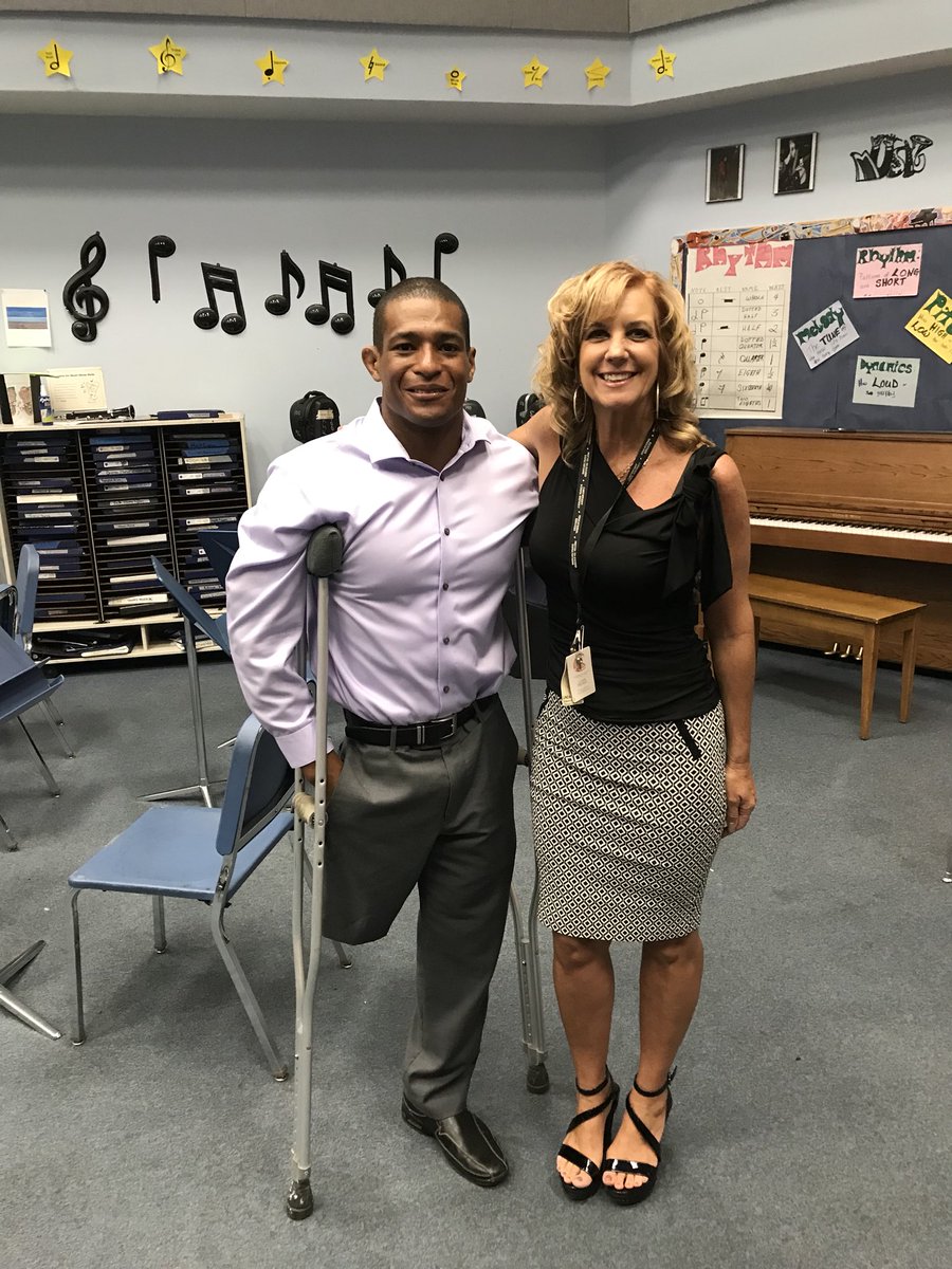 LindaParker428's tweet image. Thank you #anthonyrobles for your very inspirational and touching message for our students! #unstoppable