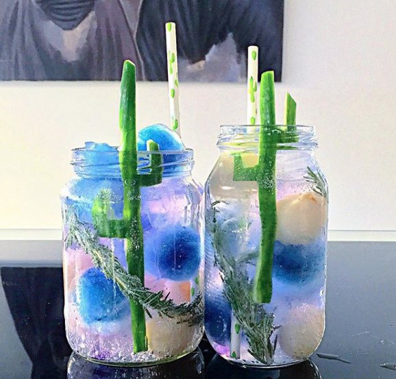 It's no mirage! Instagrammer <a href="/onedrinkaday/">weight managment drinks.</a> turns cucumber into cactus! Super creative garnish for this gin &amp; tonic thirst-quencher, made with Wild Hibiscus butterfly pea Blue-Tee ice cubes infused with rosemary, lychees and fresh rosemary sprigs. #SummerCocktails #GinAndTonic