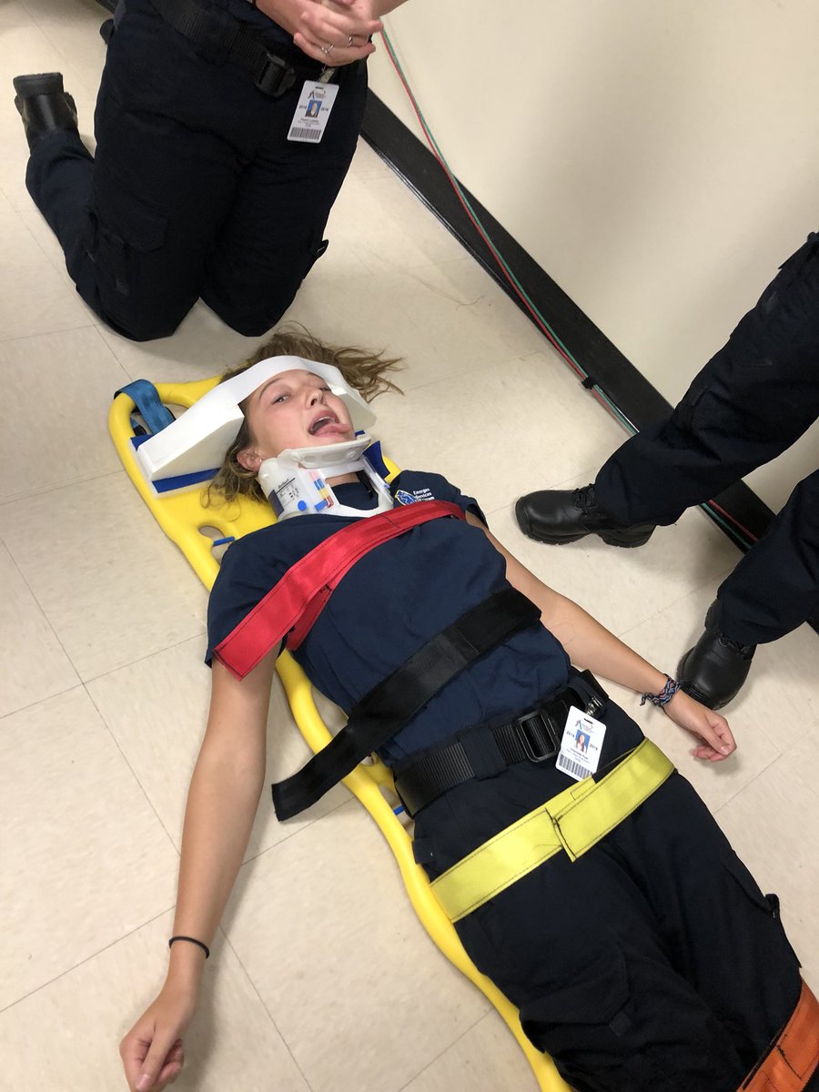 EMT_ATC's tweet image. Of course the patient was an awesome actress! @DentonATC @ctedentonisd @dentonisd #funbeingthepatient #emtclass #ems #learningisfun #DentonISDdelivers