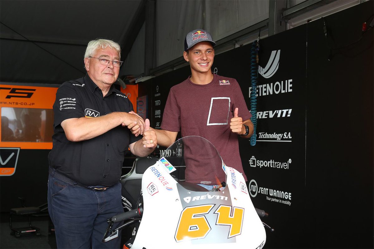 MotoArtDDV's tweet image. Gefeliciteerd! @rwracinggp @bobendsneyder #BB64 #Moto2