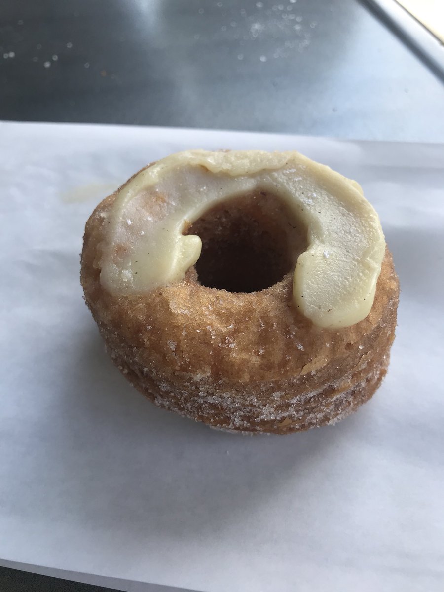 Finally tried a cronut 5 years too late!