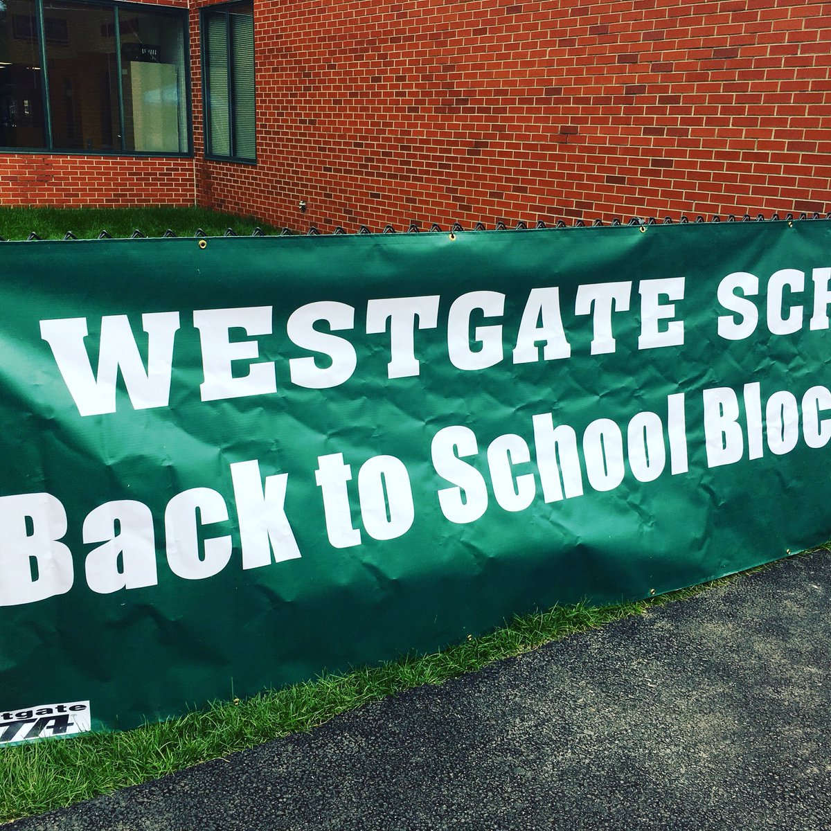 The BTSBP committee is hard at work getting everything set up! Can’t wait to see you there there! The fun starts in an hour!!!