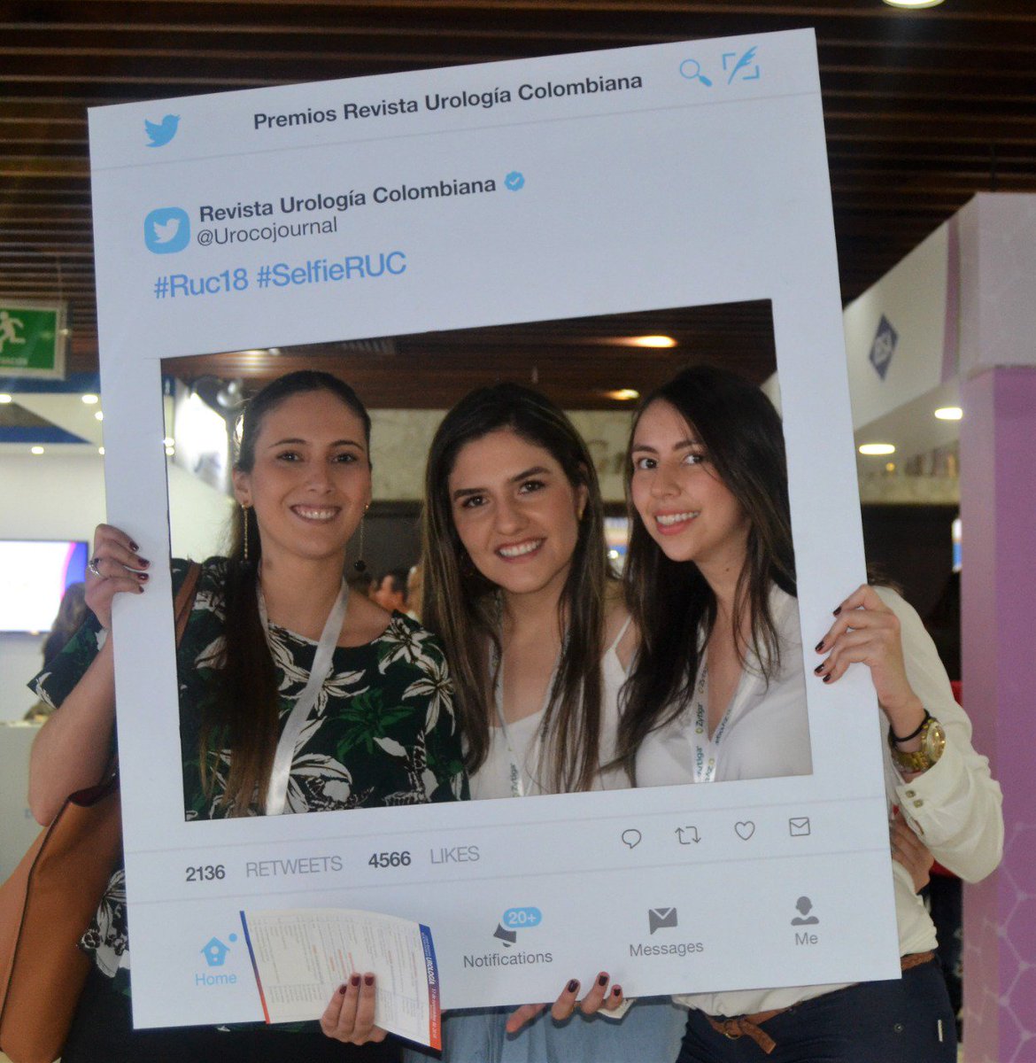 Urocojournal's tweet photo. #RUC18 #SelfieRUC https://t.co/vuxSXC8wKs