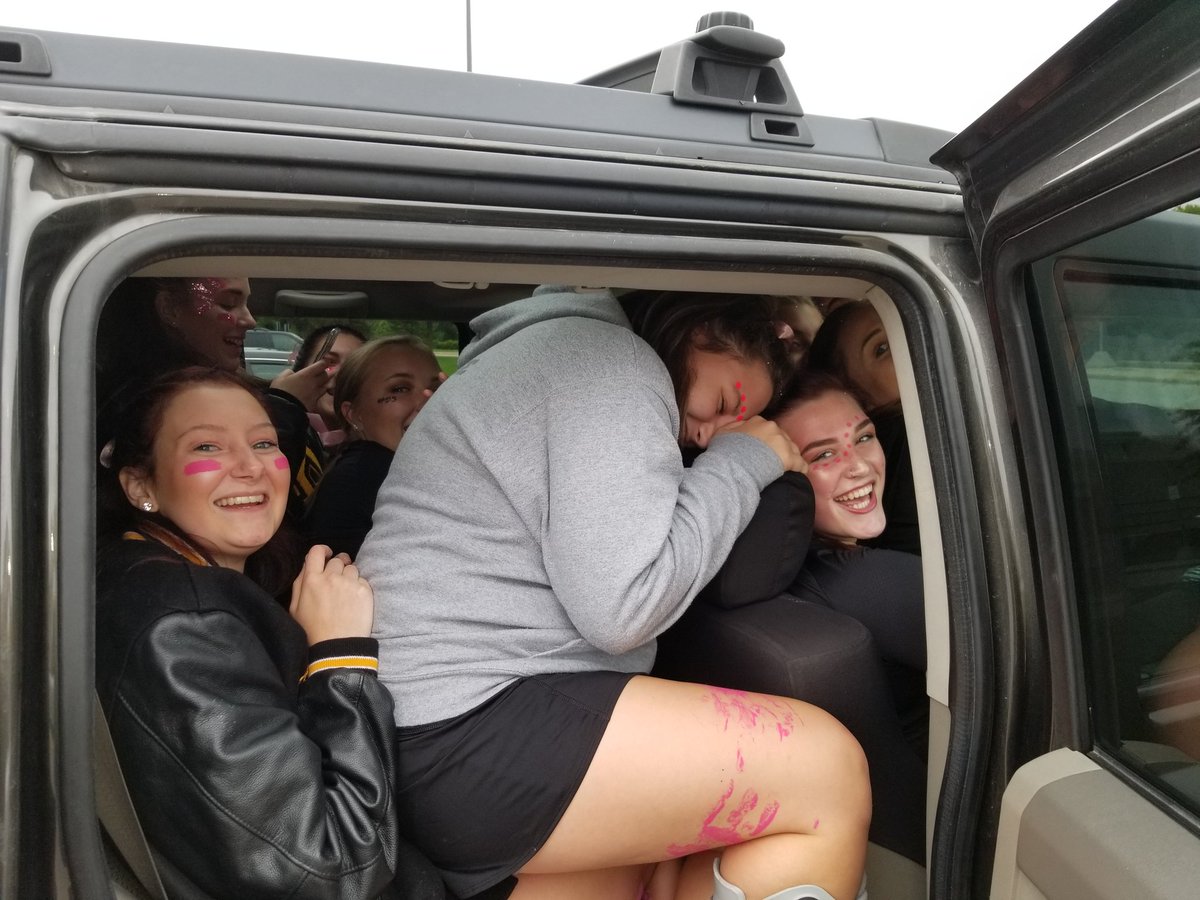 Kenowa Hills Cheer tweet media