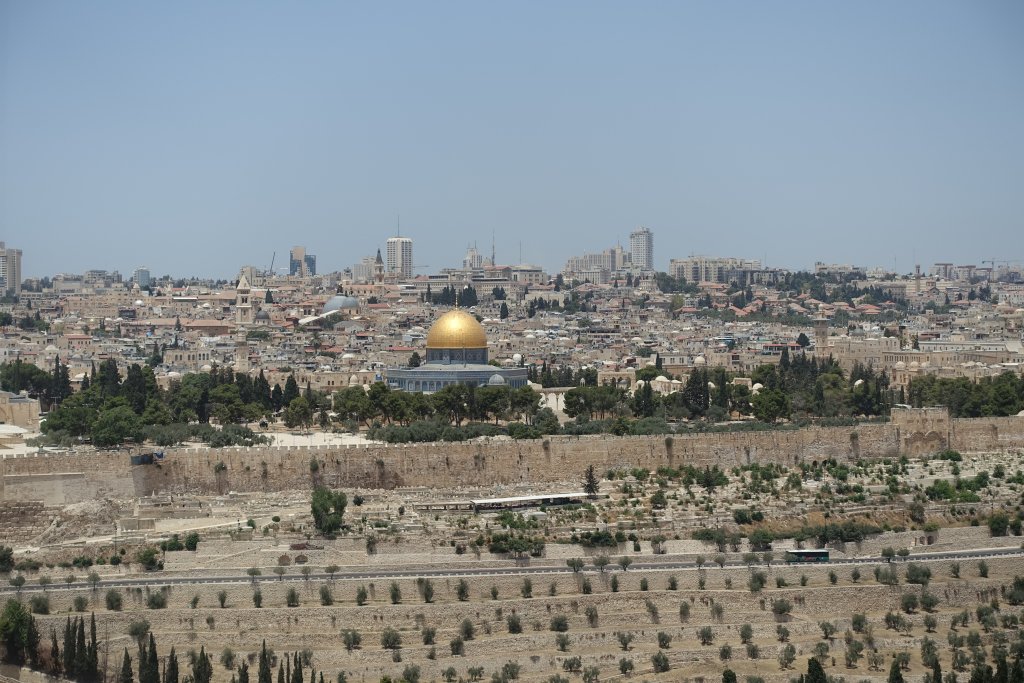patrickij's tweet image. Israel Landing - A late night arrival in Tel Aviv had plenty of surprises and no shortage of drama. expady.com/2018/09/07/isr…