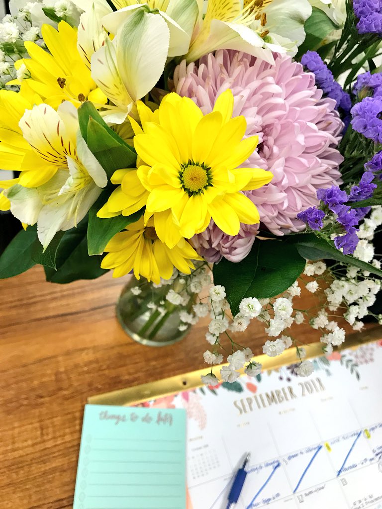 krKaiserART's tweet photo. Feeling super loved... what an honor to be recognized as just one of so many awesome teachers in our tribe!  #RedskinsontheRise #PrideoftheTribe #TOTYlove https://t.co/Vxm8LNH5bx