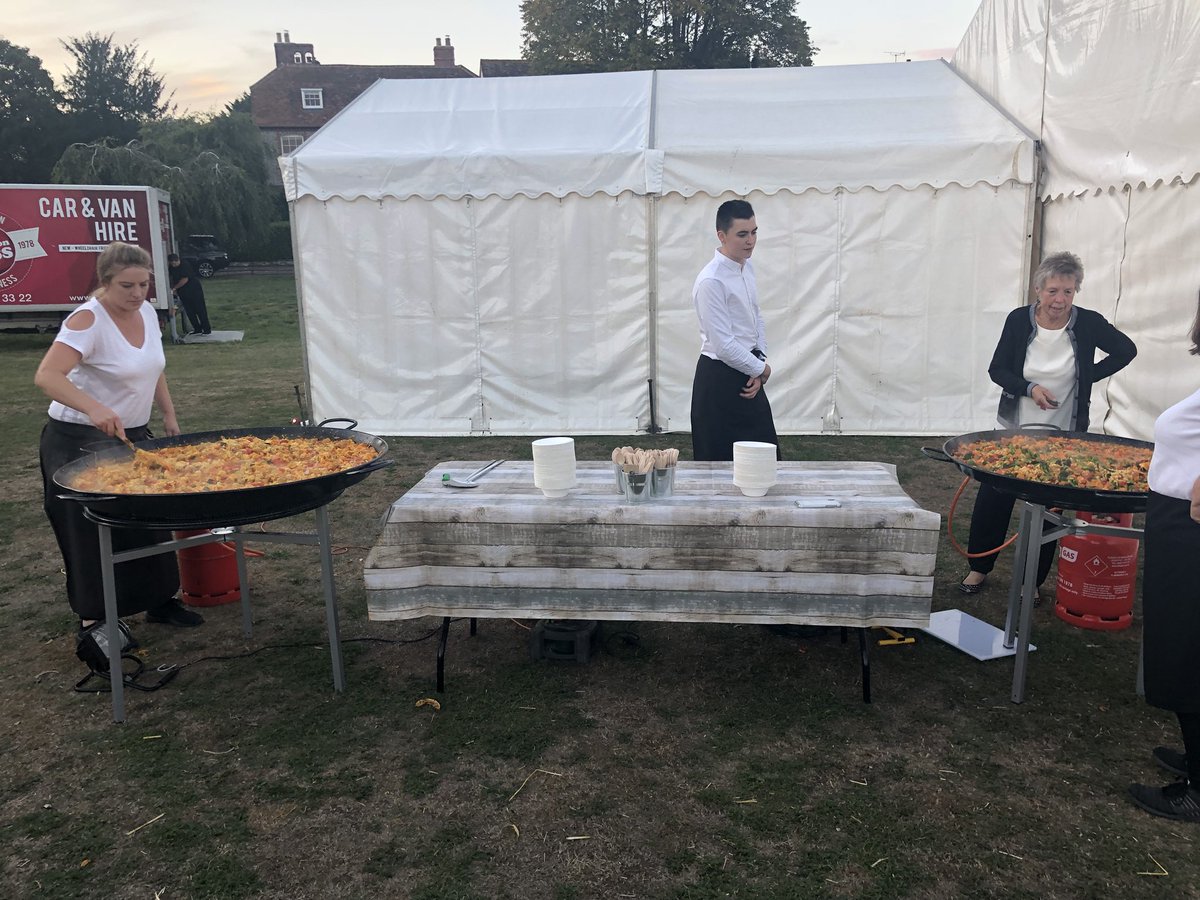 CountiesAll's tweet image. Wedding paella at Thame cricket club