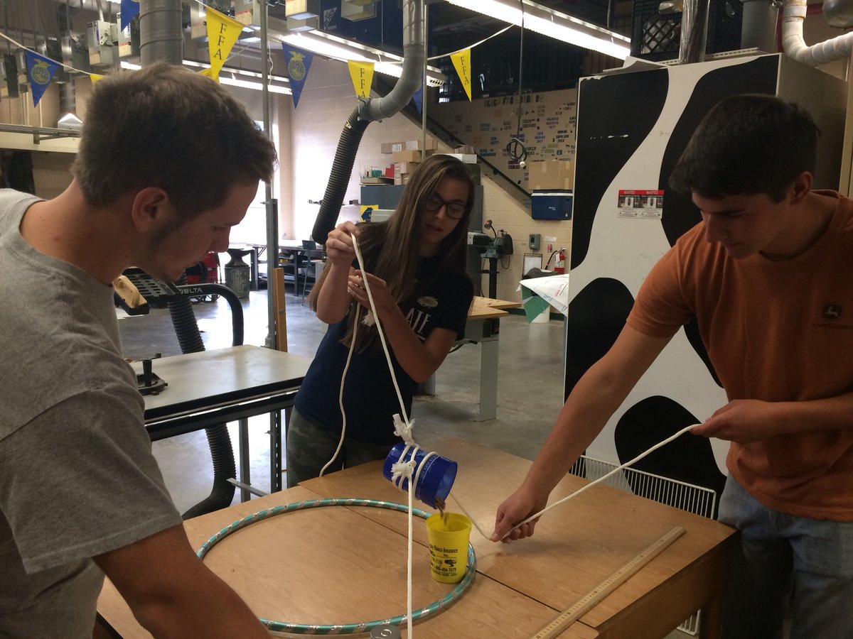 CV_AgSciences's tweet image. Today’s task: Toxic beans! CASE Ag Power &amp;amp; Technology students demonstrating the engineering design process to create a prototype to move “contaminated” beans to a new container! #AgEngineering #ProblemSolving #InnovateCVHS #TeachAg
