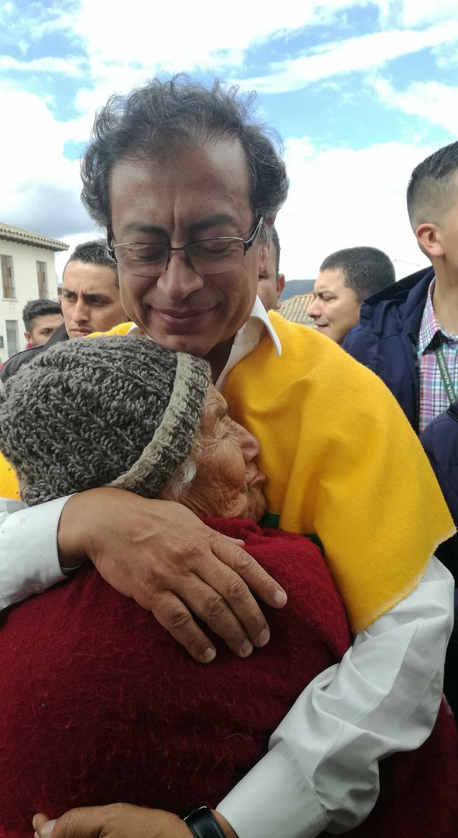 Gustavo Petro tweet media