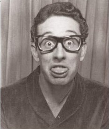 Happy birthday to Buddy Holly, who should have turned 82 today 

Forever 22    