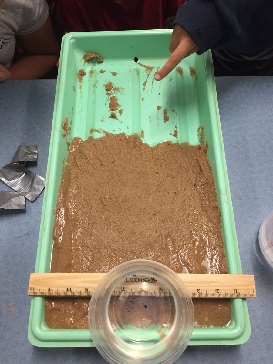 ChelseaTeaching's tweet photo. This week, 5th Grade Cosmos explored how water can erode sediment and create landforms on the Earth’s surface. @Camacho_Elem #CamachoSTEM https://t.co/V5uLQw9diY