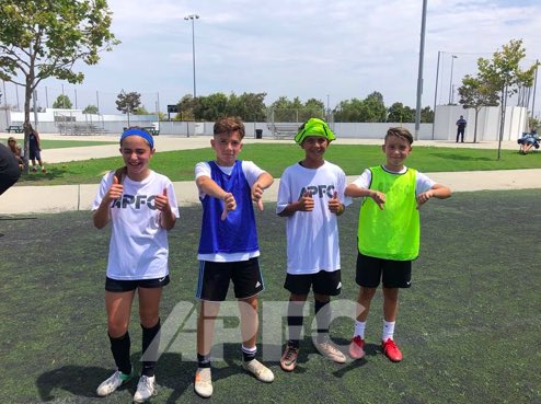 ApfcSoccer's tweet photo. First North California, after South California, now Norway.... Next?
Working Head Up.
Primero California Norte, despues California Sur, ahora Noruega.... Próximo?
Trabajando visión periférica.
https://t.co/ajrbSIALkg
#soccer #apfc #albertpuig #barcelona #rondo #positionalgames https://t.co/djCjb7OAgF