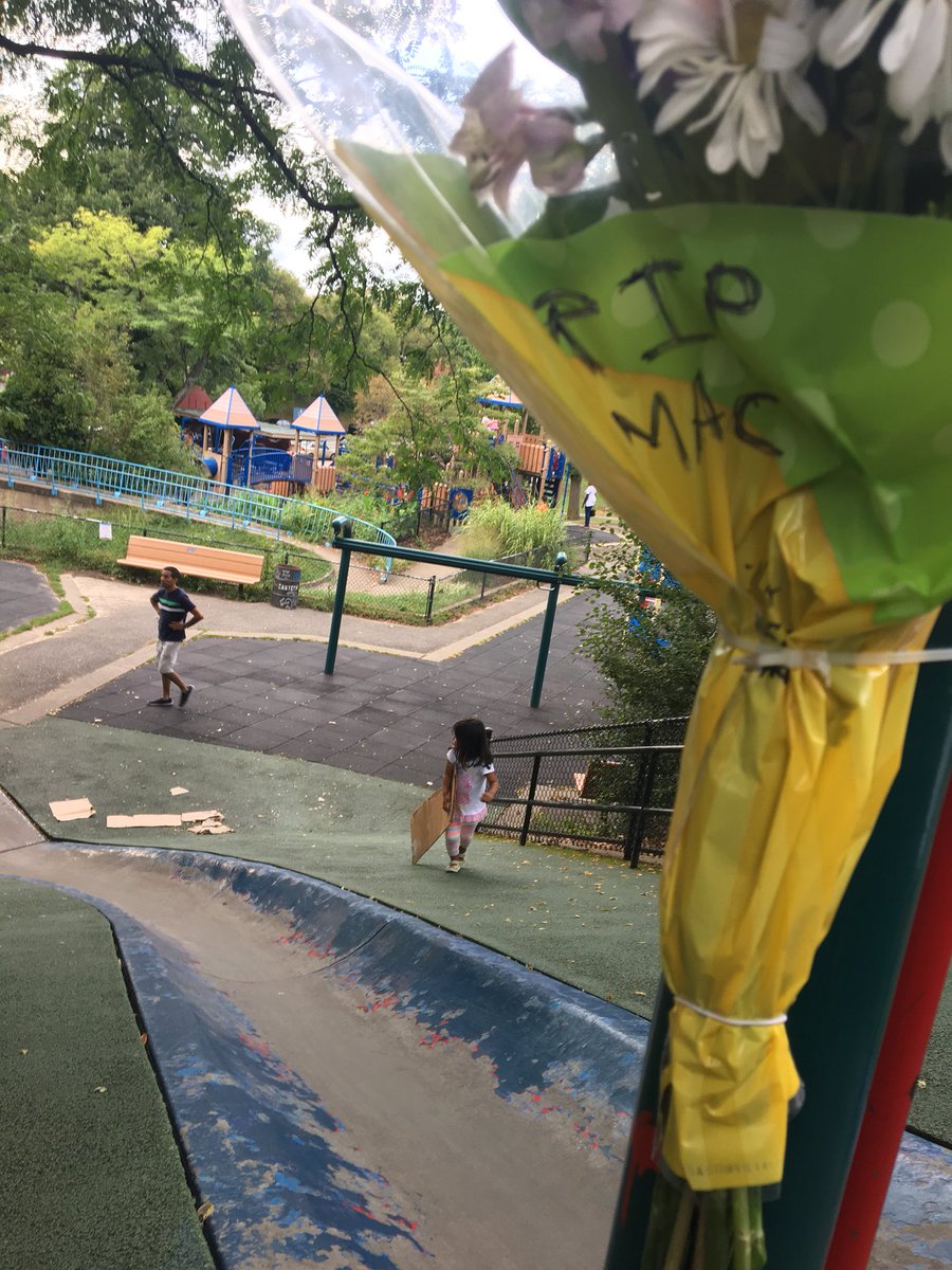 BeauReports's tweet photo. Mac Miller tribute at Blue Slide Park in Pittsburgh https://t.co/wSl2jWr6Bm