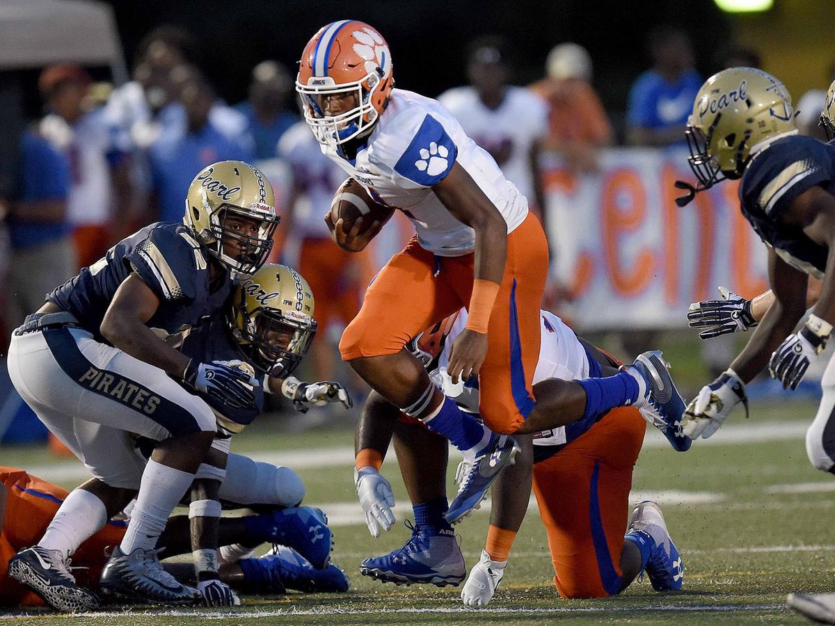 walexander's tweet photo. On fourth down and goal and trailing 12-7, Madison Central quarterback Jimmy Holiday thought, “Sacrifice my body, get the touchdown, get the win.”

He did all three: https://t.co/4mpVAWMuvP https://t.co/ewyy874g0E