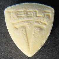 Erowid's tweet photo. 16 New EcstasyData/DrugsData lab drug checking results: https://t.co/8CRWamScZ7 — Includes a Tesla logo tablet containing #Caffeine &amp; #Meth; And a powder sample of #Etizolam that was sold as #Alprazolam (Xanax) https://t.co/sHnpSCaW1M