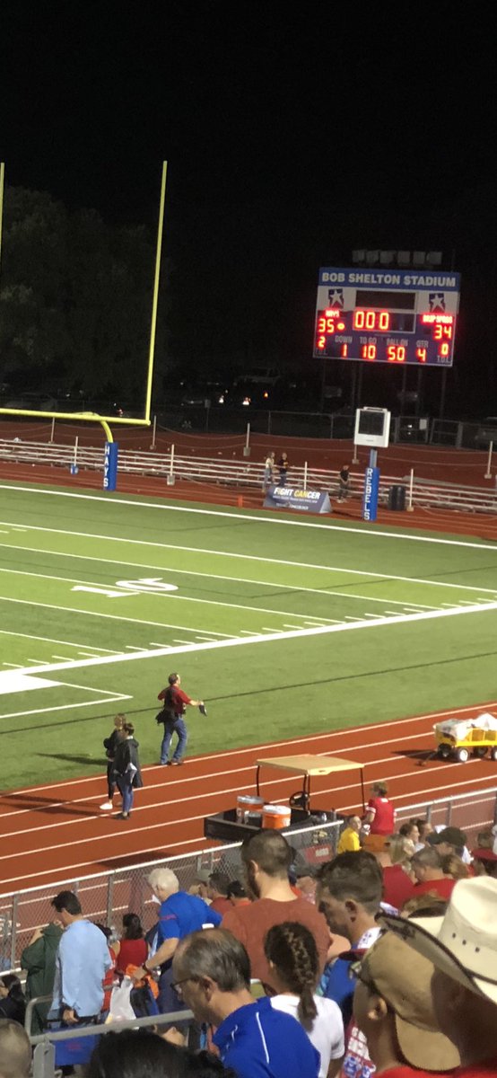 HendersonBoiz's tweet photo. Don’t call it an upset cuz we awready knew Wut we could do against #2 ranked Dripping Springs🤫🤫🤫 #DontSleepOnHays🙅🏽♂️😴😴#WatchOutThereNow #WeComin #HaysRebels #WakeEmUp #DrippingWhoDrippingWut https://t.co/Xq8tB9E9Ho… https://t.co/fa6GqhYg2Y