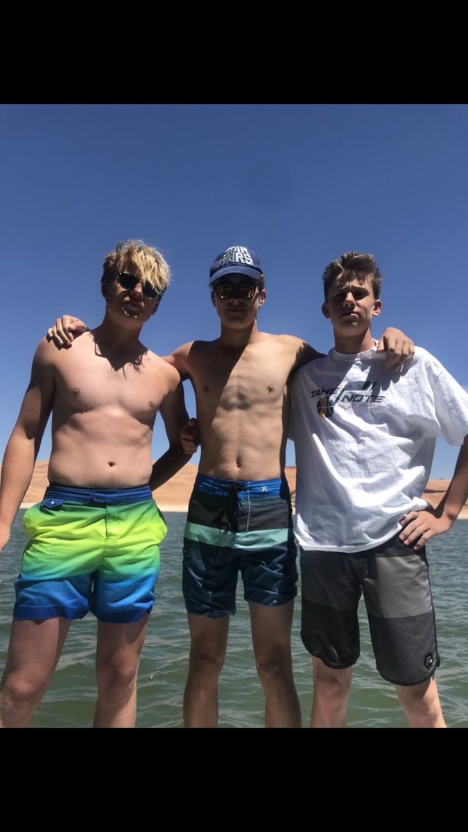willkoelliker22's tweet photo. Happy b-day to the homie @trevjones20. Fun times ❤️ https://t.co/ANWSfDtKI8